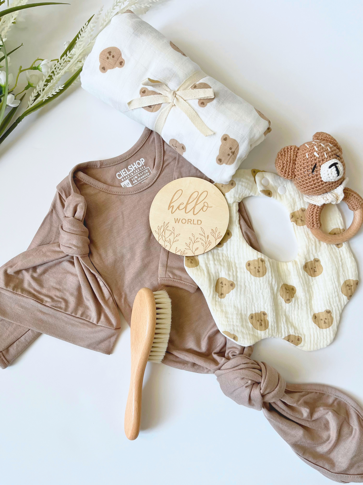 Newborn Gift Set For Boy & Girl | 7pc Baby Shower Bundle